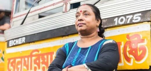 কলকাতার একমাত্র নারী বাসচালক প্রতিমার এক যুগ