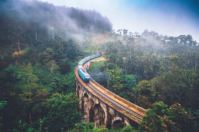 দেশের বাইরে প্রথম ভ্রমণ