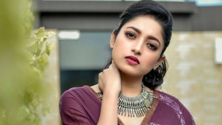 ওটিটিতে আসছে টলিউডের নারী গোয়েন্দা ‘বিবি বক্সী’