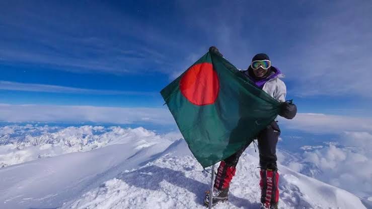 নতুন বছরে নতুন উচ্চতায় নারী
