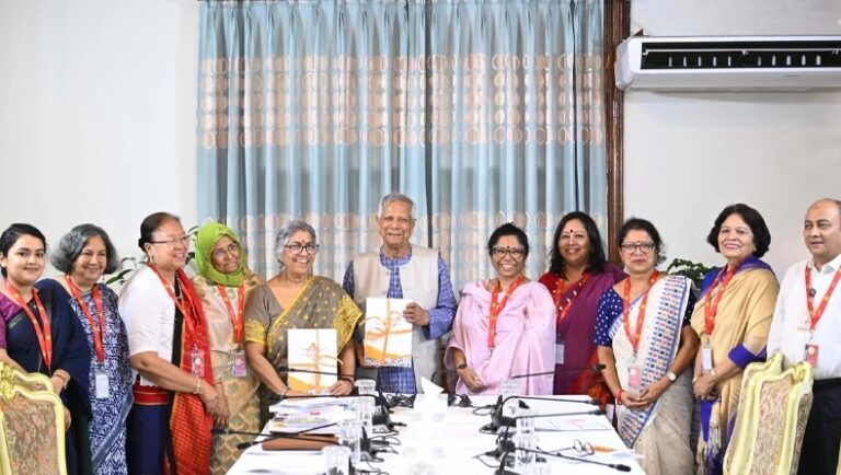 নারীবিষয়ক সংস্কার কমিশনের ১৫ প্রস্তাব, বাস্তবায়নে তাগিদ প্রধান উপদেষ্টার