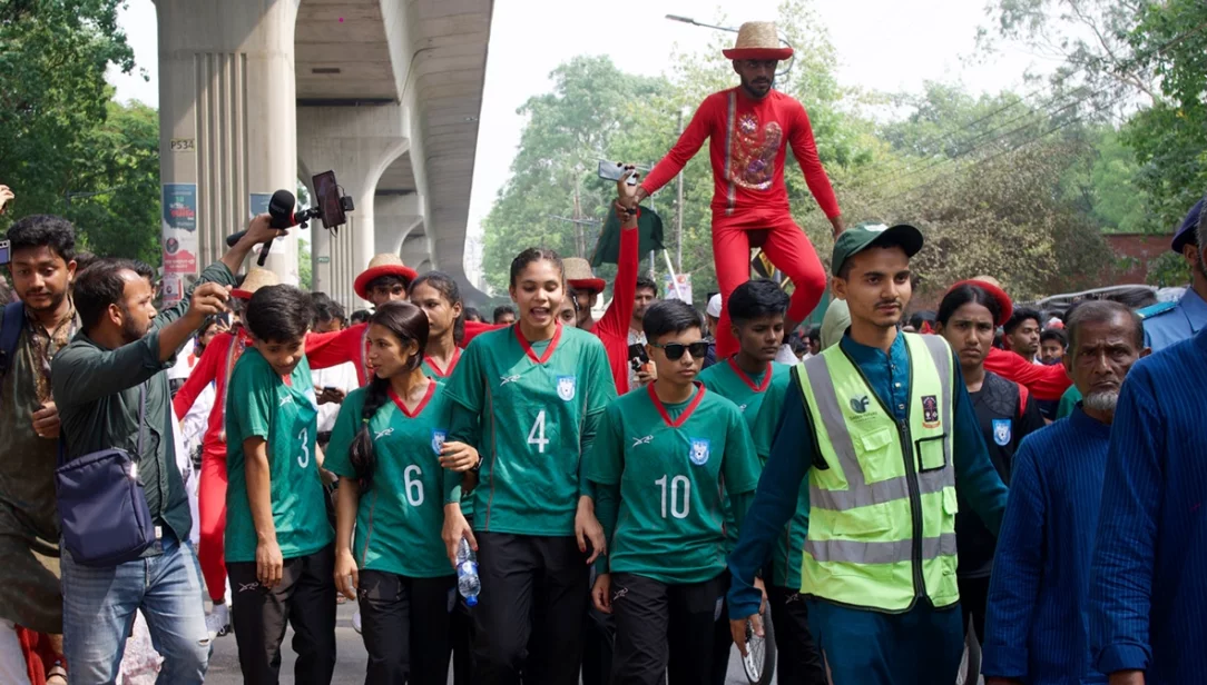 নববর্ষের শোভাযাত্রায় ছিলেন নারী ফুটবলাররা