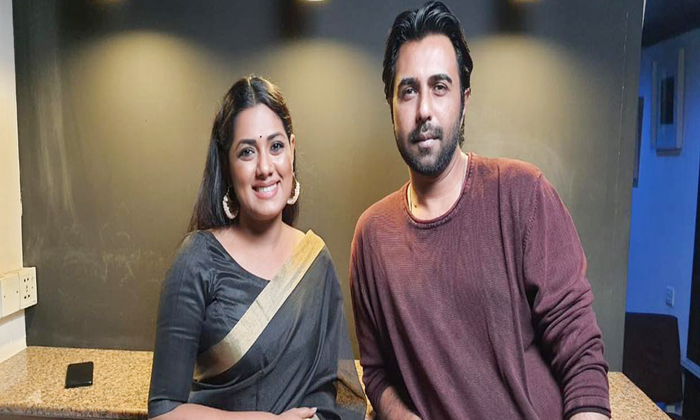 দীর্ঘ সময় পেরিয়ে এক ফ্রেমে অপূর্ব- তিশা 